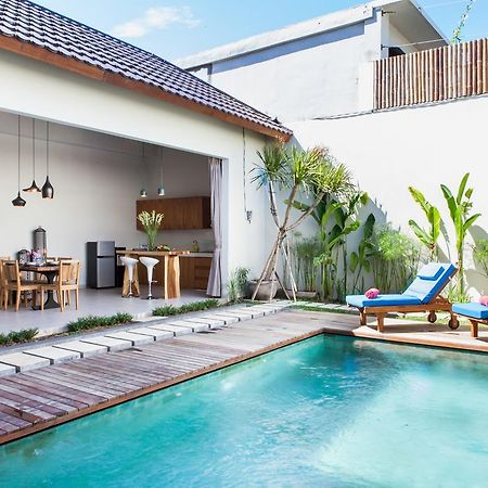 Maxwell Legian Villa Extérieur photo